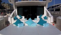 L ESPERANCE -  Aft Sunpads